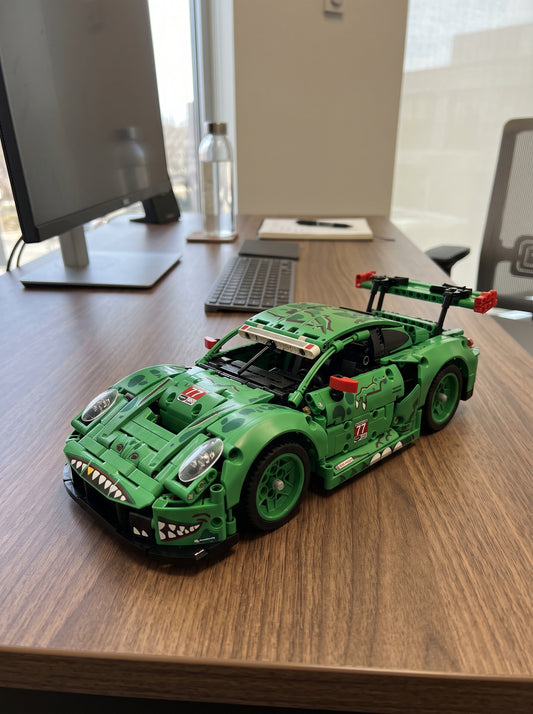 GT3 Race Car Building Block Set – 1:8 – Collector's Edition