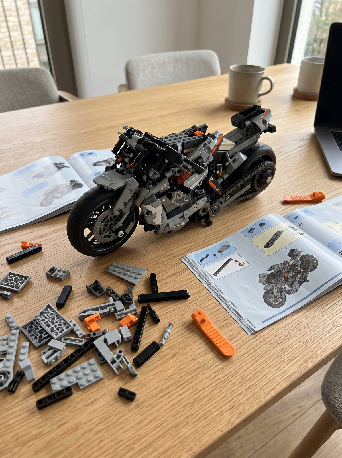 Classic Motorbike Building Block Set – Standard