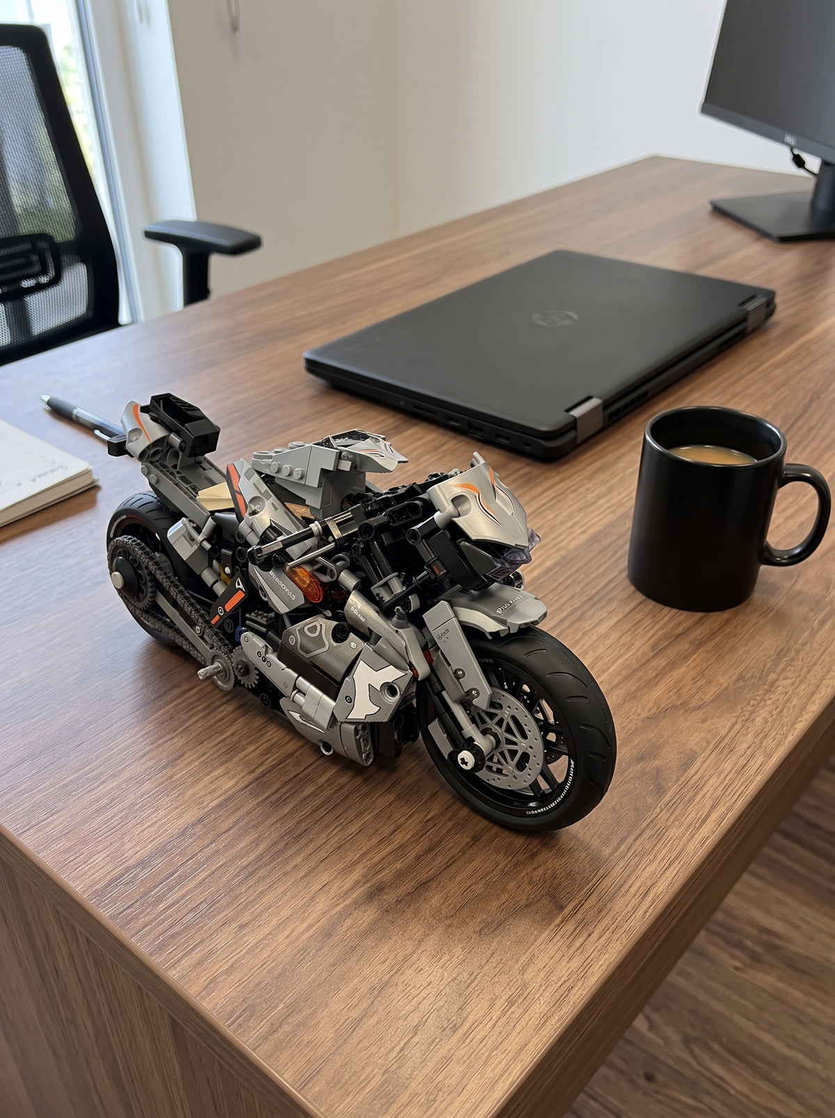 Classic Motorbike Building Block Set – Standard