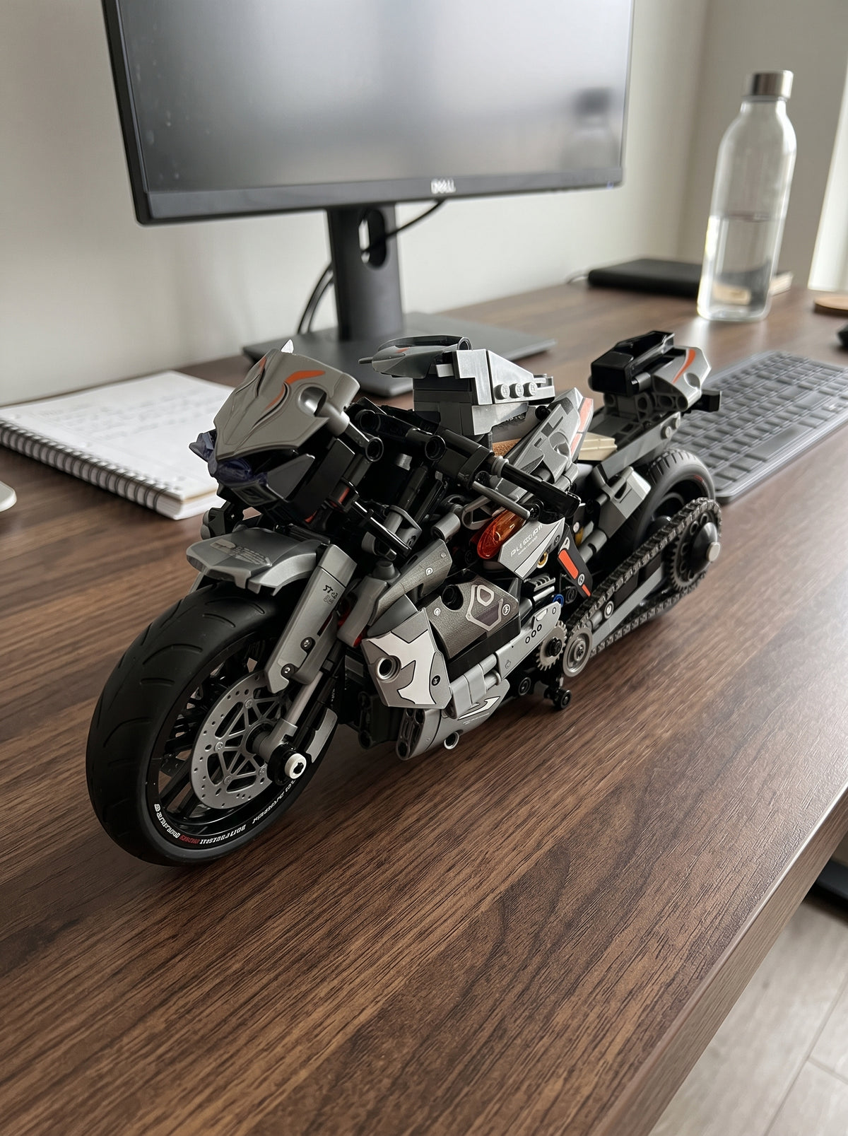Classic Motorbike Building Block Set – Standard