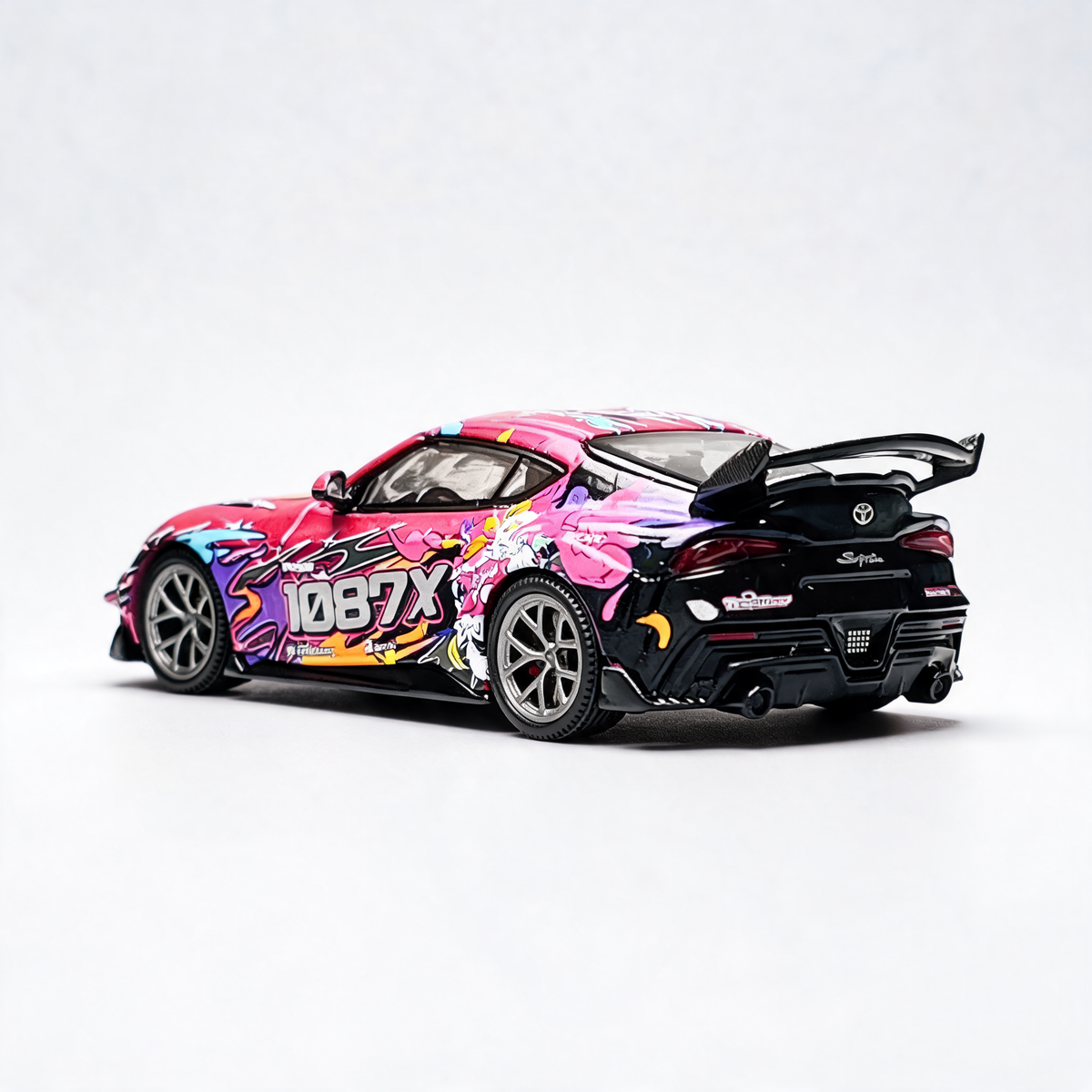 p107_wm_three-quarter_Pink