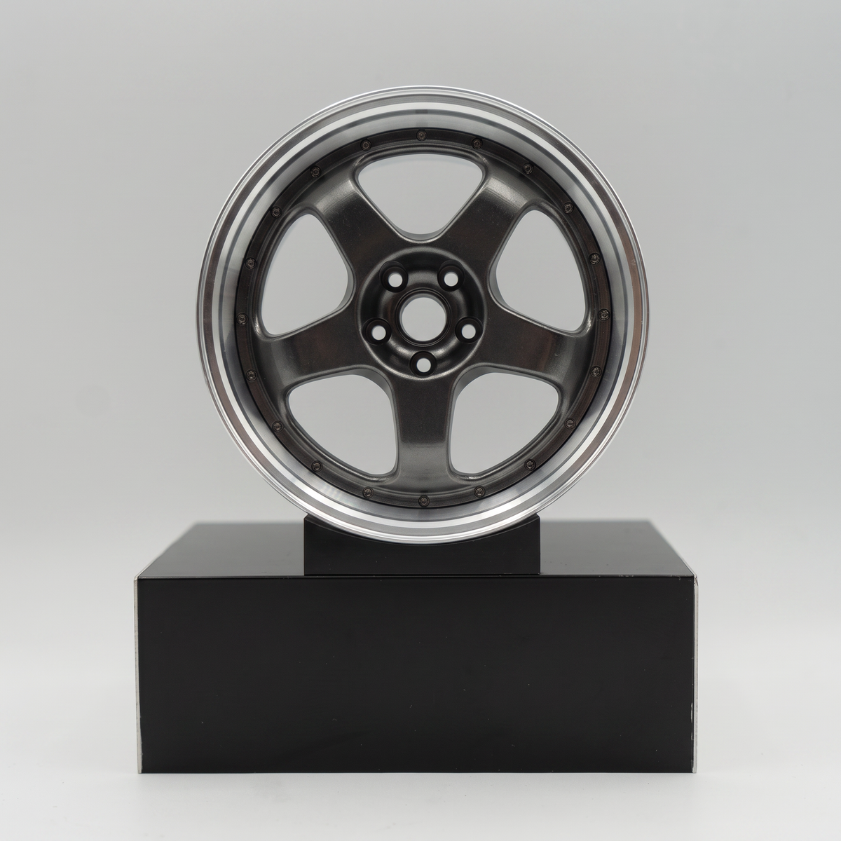 WORK Meister S1 3P – Grey