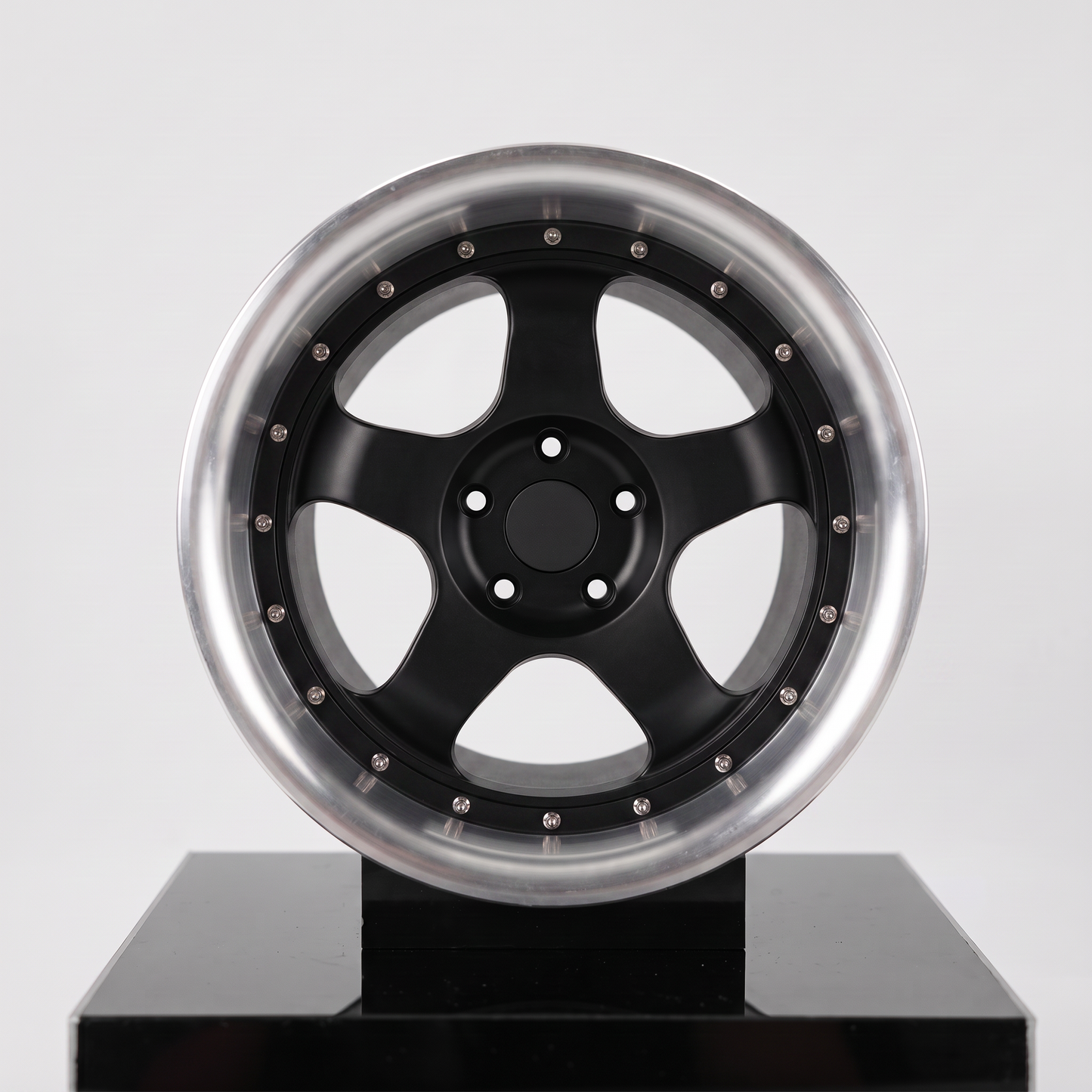WORK Meister S1 3P – Black