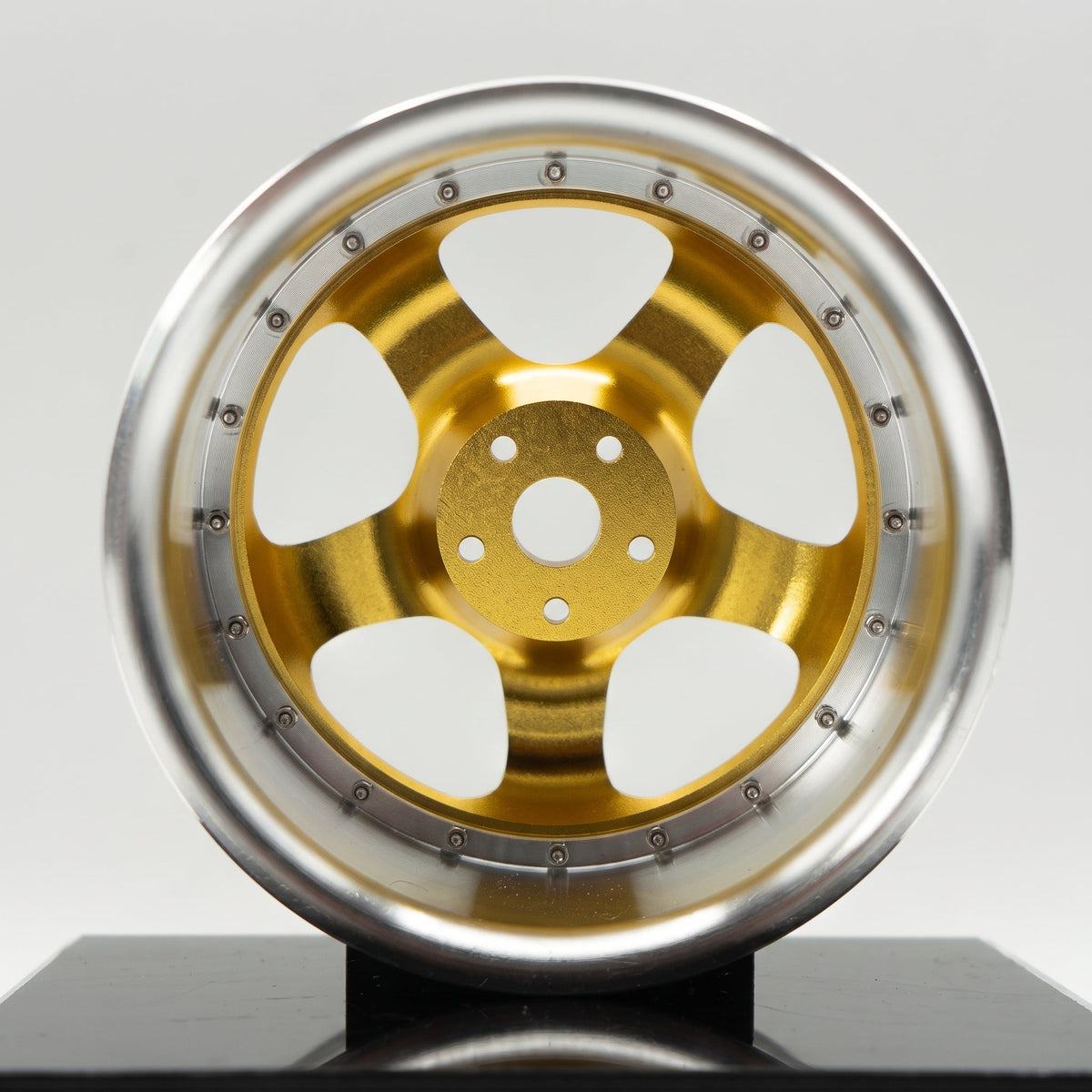 WORK Meister S1 3P – Gold